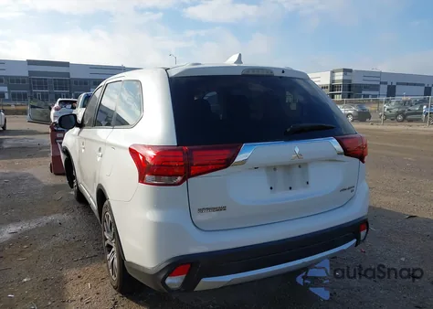 2018 Mitsubishi Outlander Se z USA, uszkodzony, nr VIN JA4AD3A31JZ067474